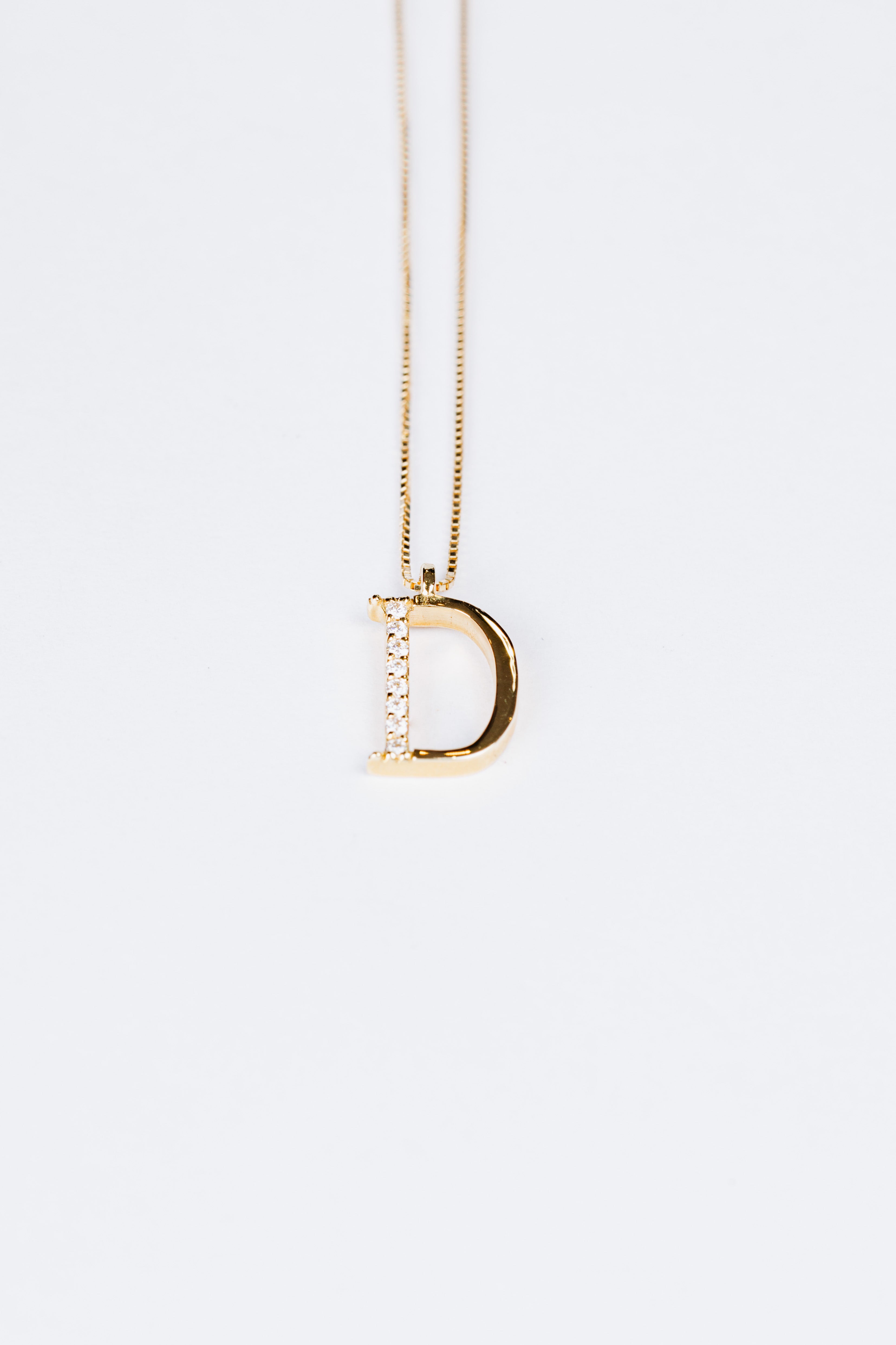 18kt Gold Initial D with Diamonds